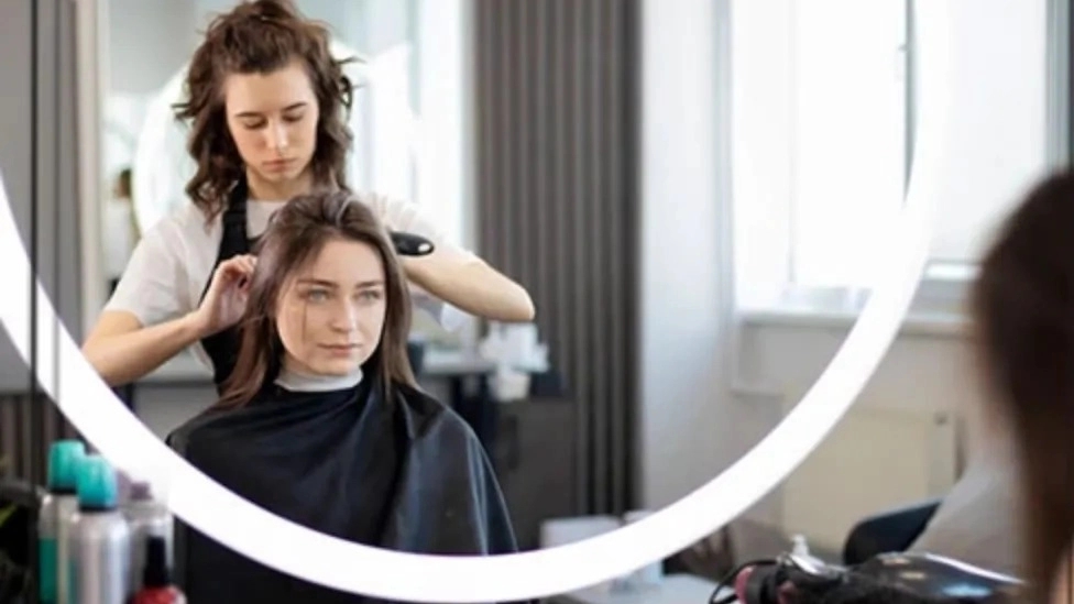 7 important principles of choosing a good beauty salon