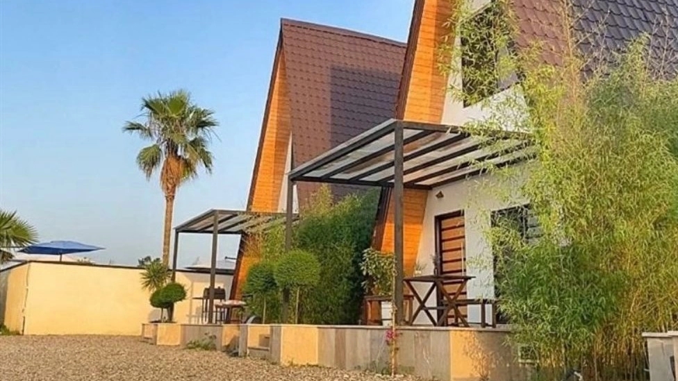 ☑️ What points should be taken into account for booking suites and villas?