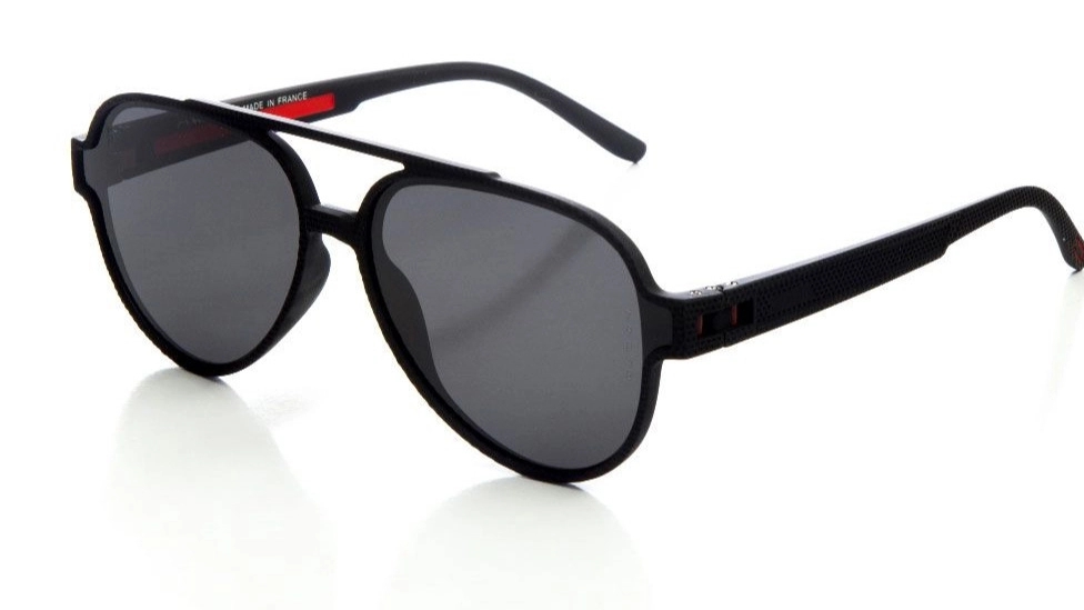 A guide to buying suitable and high-quality sunglasses based on application and face shape