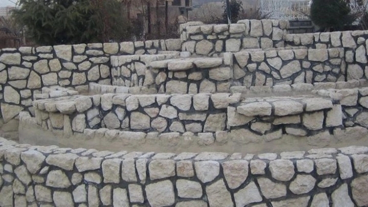 Malone stone