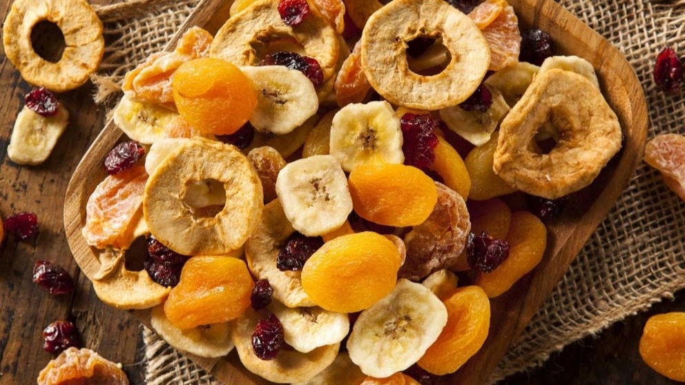 The most important benefits of dried fruit