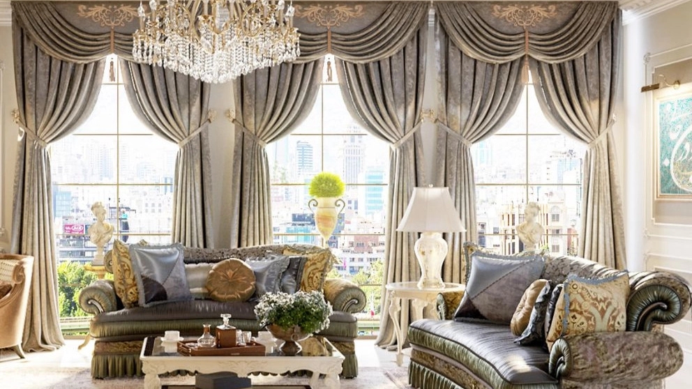 Tips you should know about the royal curtain model
