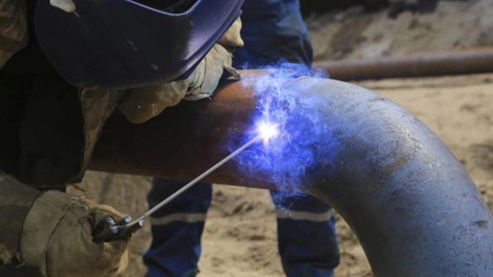 Welding connection of various welding positions