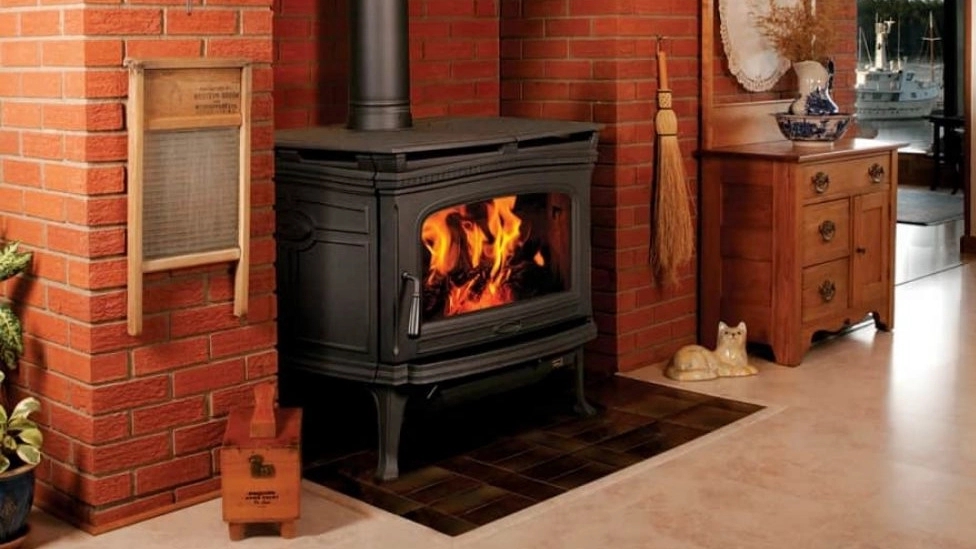 Smoke from a wood stove and ways to prevent it