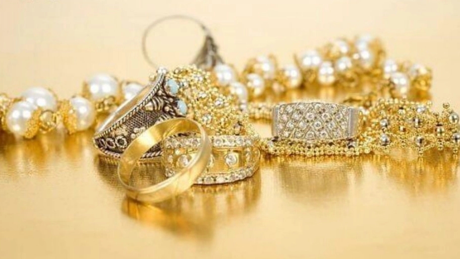 فرق طلای ۱۸ عیار با ۲۴ عیار چیست؟