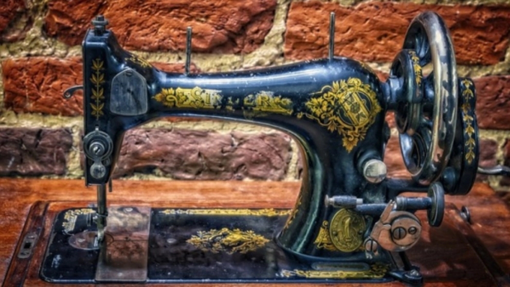 What things are taught in sewing classes?