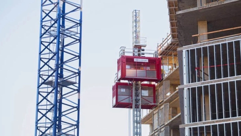 Workshop elevator and its uses