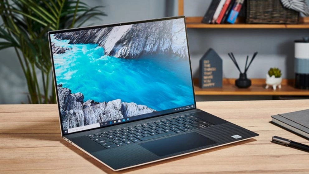 Wholesale sale of laptop stock in Ahvaz