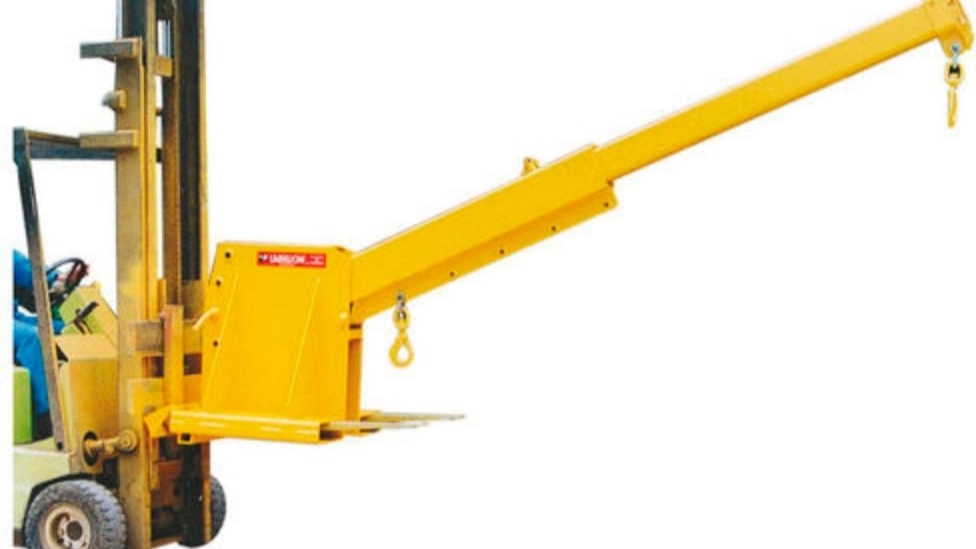 Characteristics and application of arm cranes