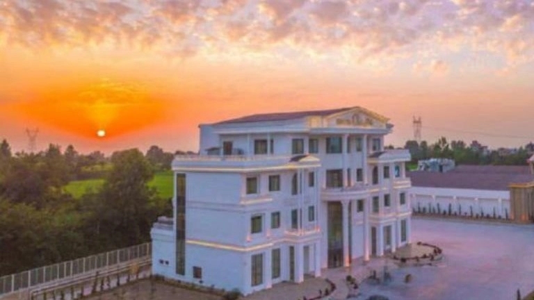 Exin Hotel facilities in Amol, Mazandaran
