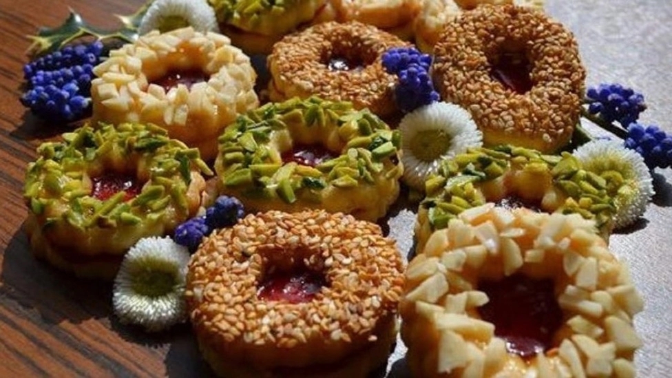 Shehdaba honey sweet in Mashhad