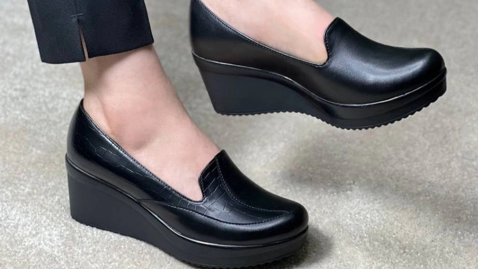 Production and sale of all kinds of women's, men's and children's shoes in Qazvin