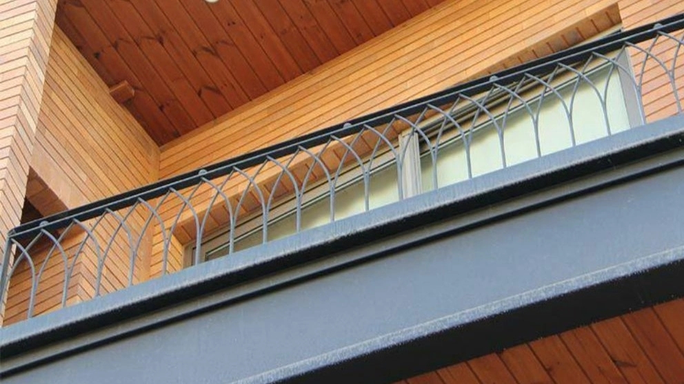 What is building facade flushing?