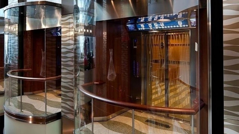 Types of elevator cabin body materials