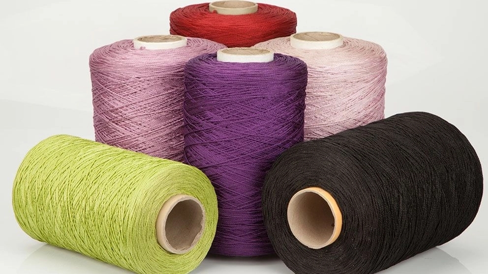 Polyester threads