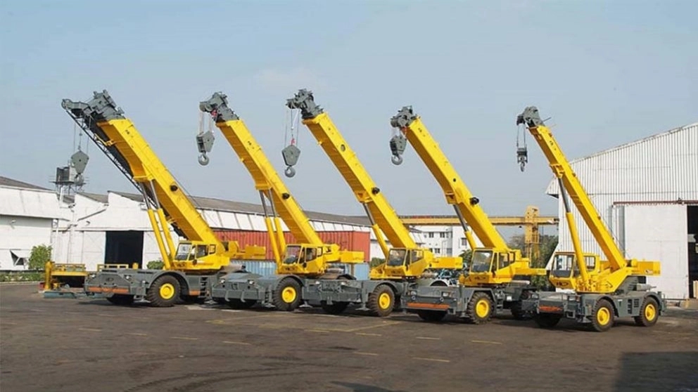 What is the definition of a crane and the use of modern cranes?