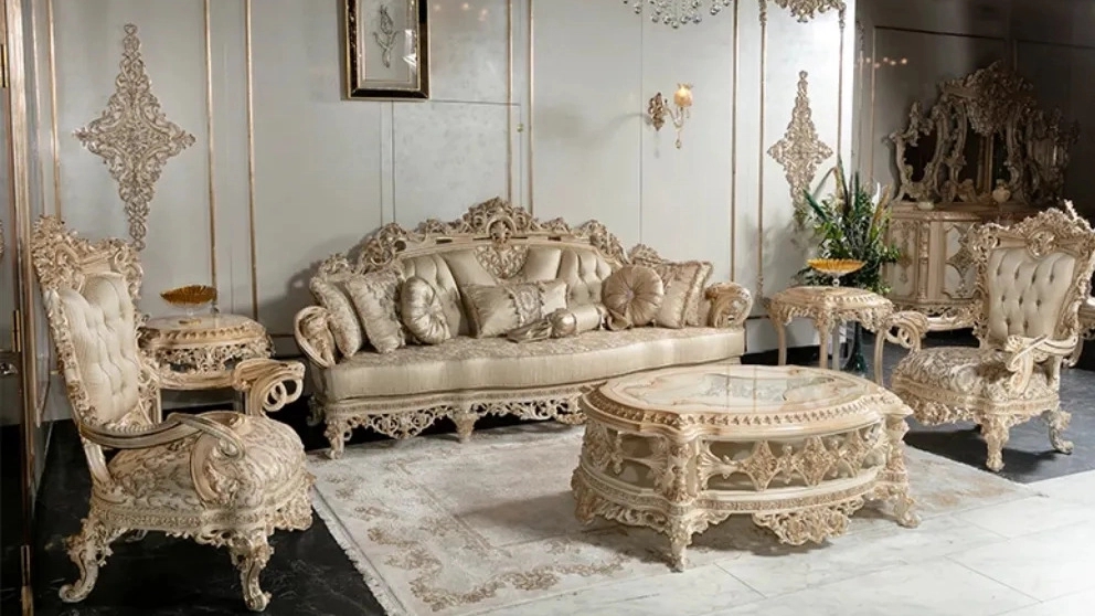 What are the features of the royal sofa?