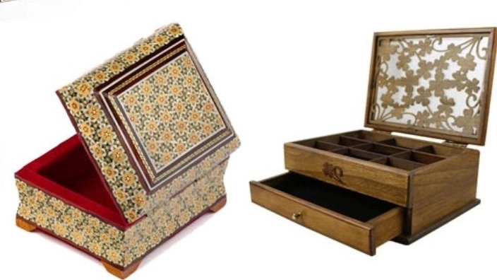 Making all kinds of Rezaei jewelry boxes in Varamin, Tehran
