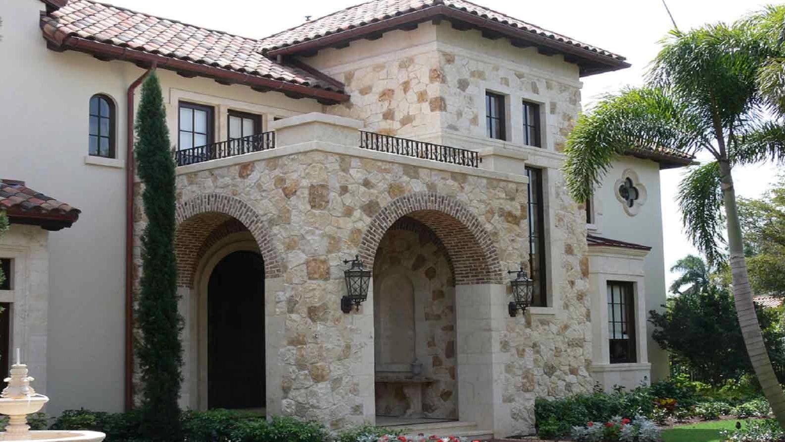 Types of stone facades