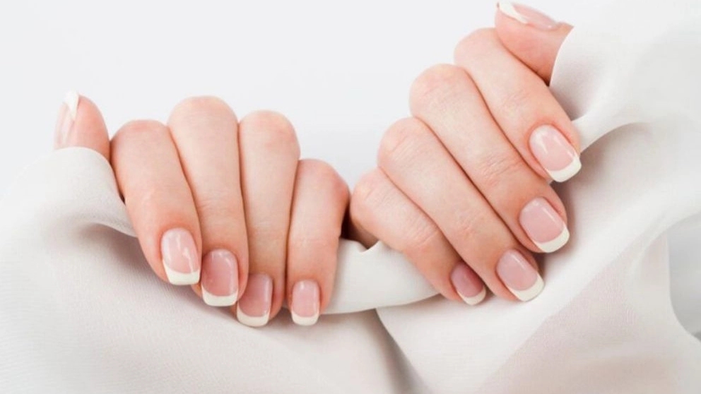 Nazanin nail and hair transplant in Qom