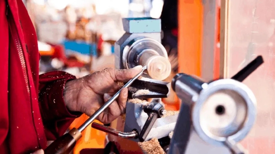 Familiarity with types of wood turning machines