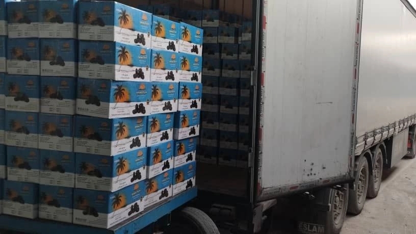 Export of first-class dates from Amjazinejad brothers