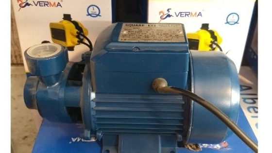 Squared half horse pump