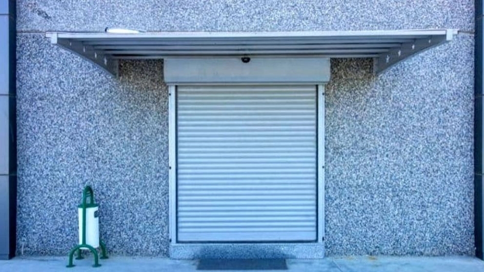 Sale and installation of automatic doors and electric shutters in Iran Door in Arak Central