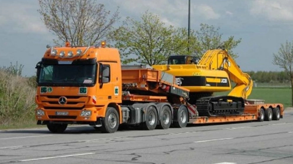 Transportation of back-breaking traffic loads in Khuzestan