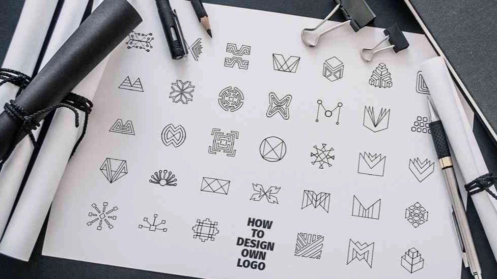 How do I use artificial intelligence to create an Instagram logo?