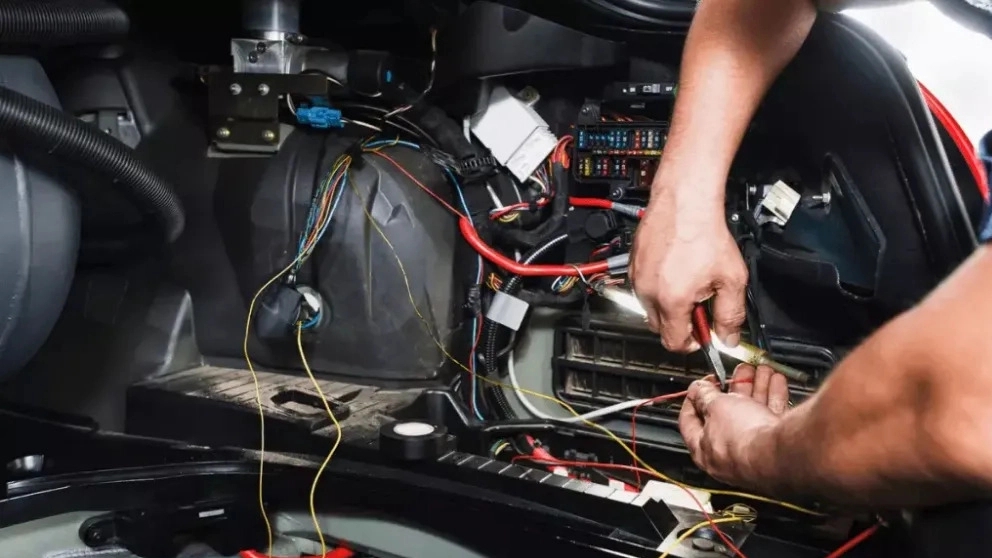 Signs of failure of the car's electrical system