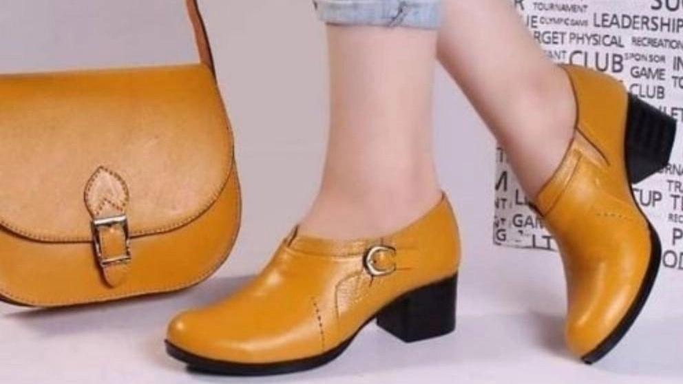 Sale of Matina's glasses, shoes and bags in Rasht Gilan