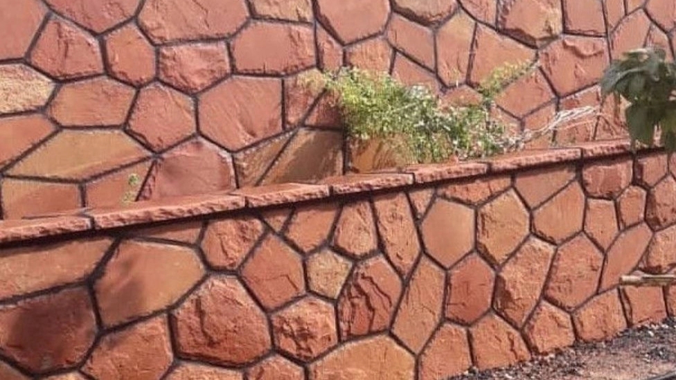 Features of rubble stone