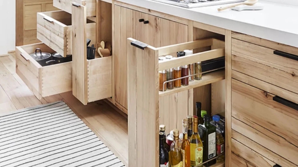 Practical ideas for interior design of kitchen cabinets