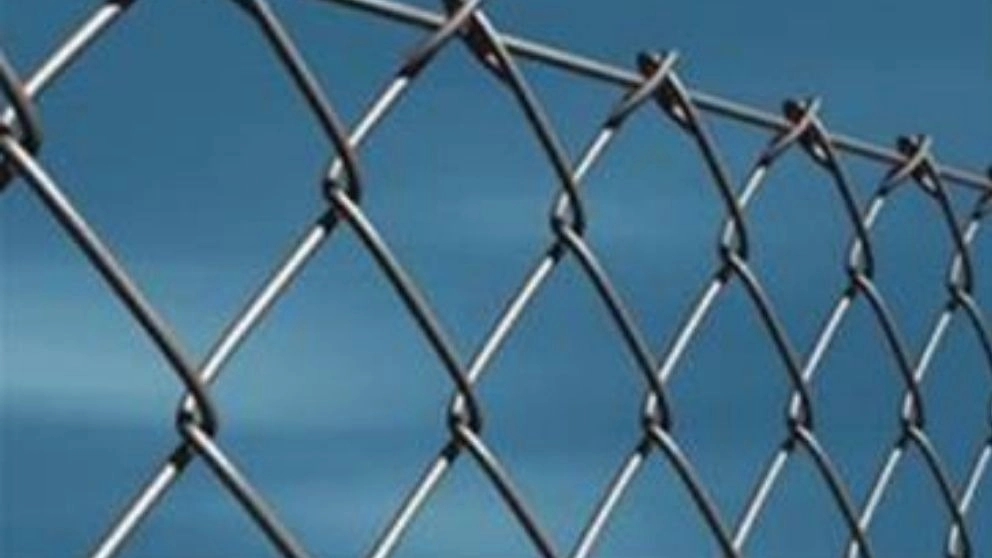 Introducing the types of fences and their uses