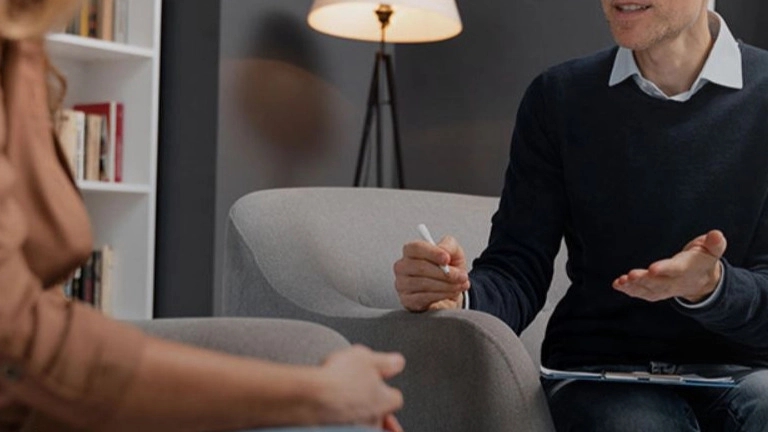 What is psychotherapy? Who is a psychotherapist? Everything you need to know about it