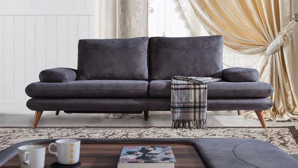 What are the characteristics of a good sofa?