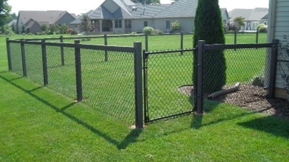 The main reasons for using a fence