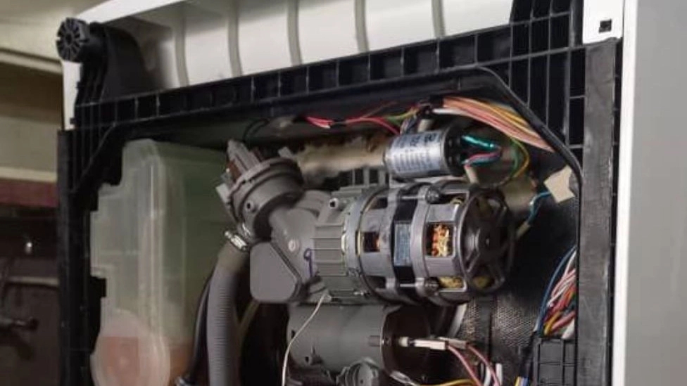 What is the washing machine engine tacho?