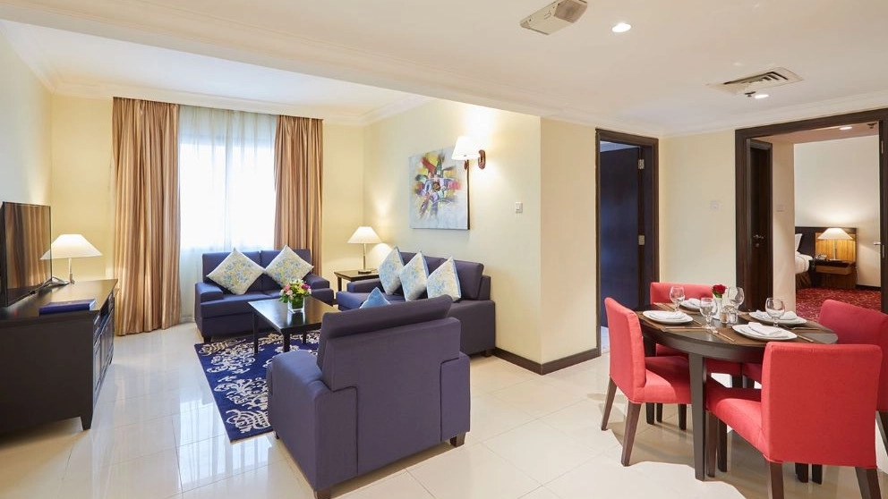 Advantages of an apartment hotel compared to a hotel