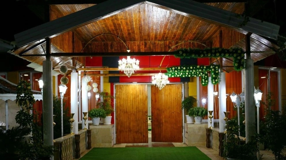 Mehfil Hall in Islam Talash