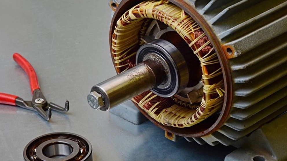 Electric motor winding