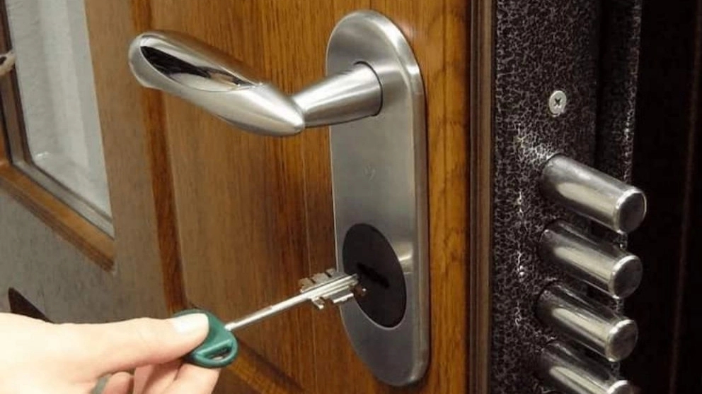 Advantages of using an anti-theft door