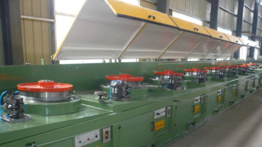 Wire tensioning devices