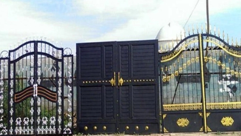 Construction welding and blacksmithing of Mousavi doors and windows in Qom