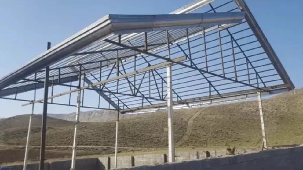 Gable roof welding