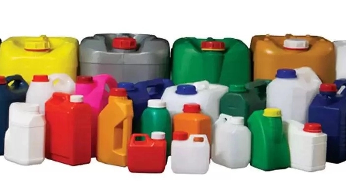 Production and sale of plastic containers and petroleum products, types of Petroplast gallons in Shiraz