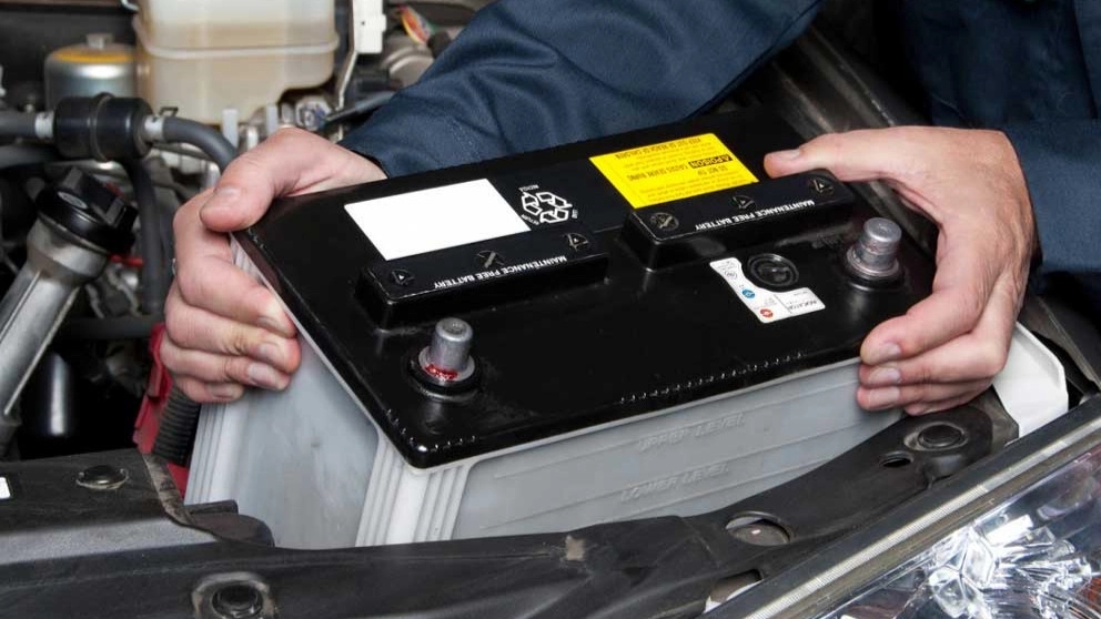 Factors affecting the quality of the car battery and its life