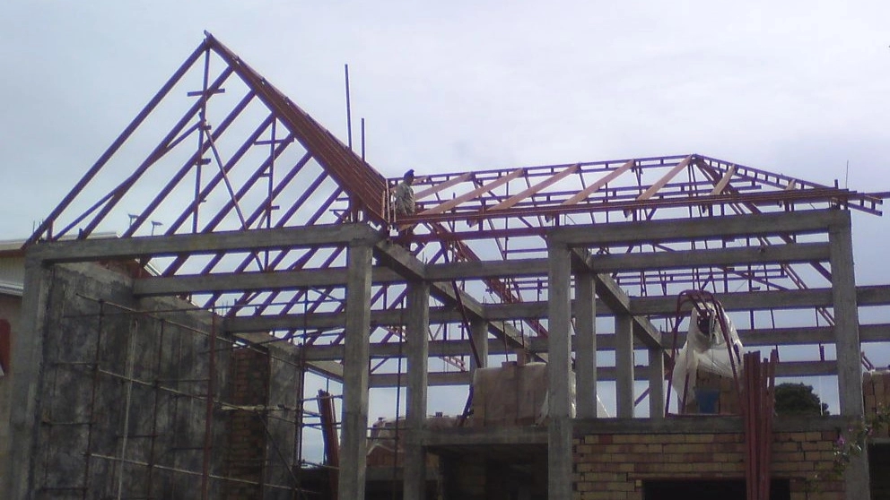 Door and window of single frame frame builders of all kinds of metal structures in Pourahmad in Rasht