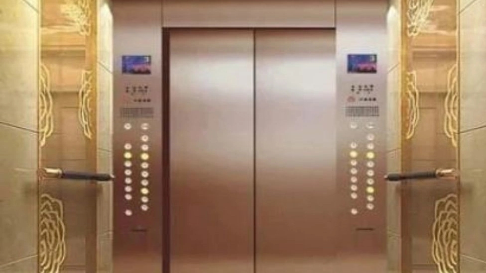 Advantages of all steel elevator cabin